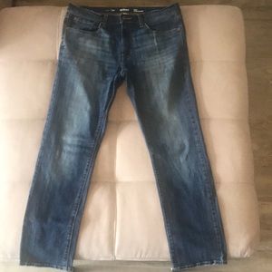 Men’s urban pipeline Jeans